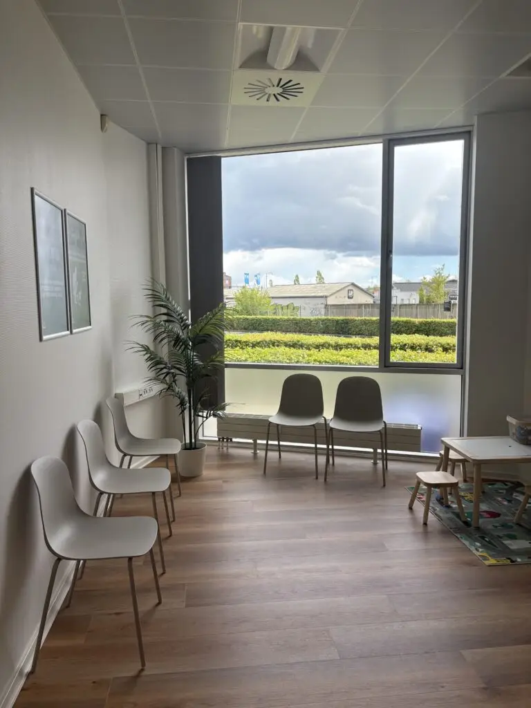 Venteværelse i klinikken i Vejle