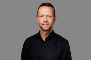 Kasper Larsen, Head of Operations (DK Public) hos Danske Lægers Vaccinations Service